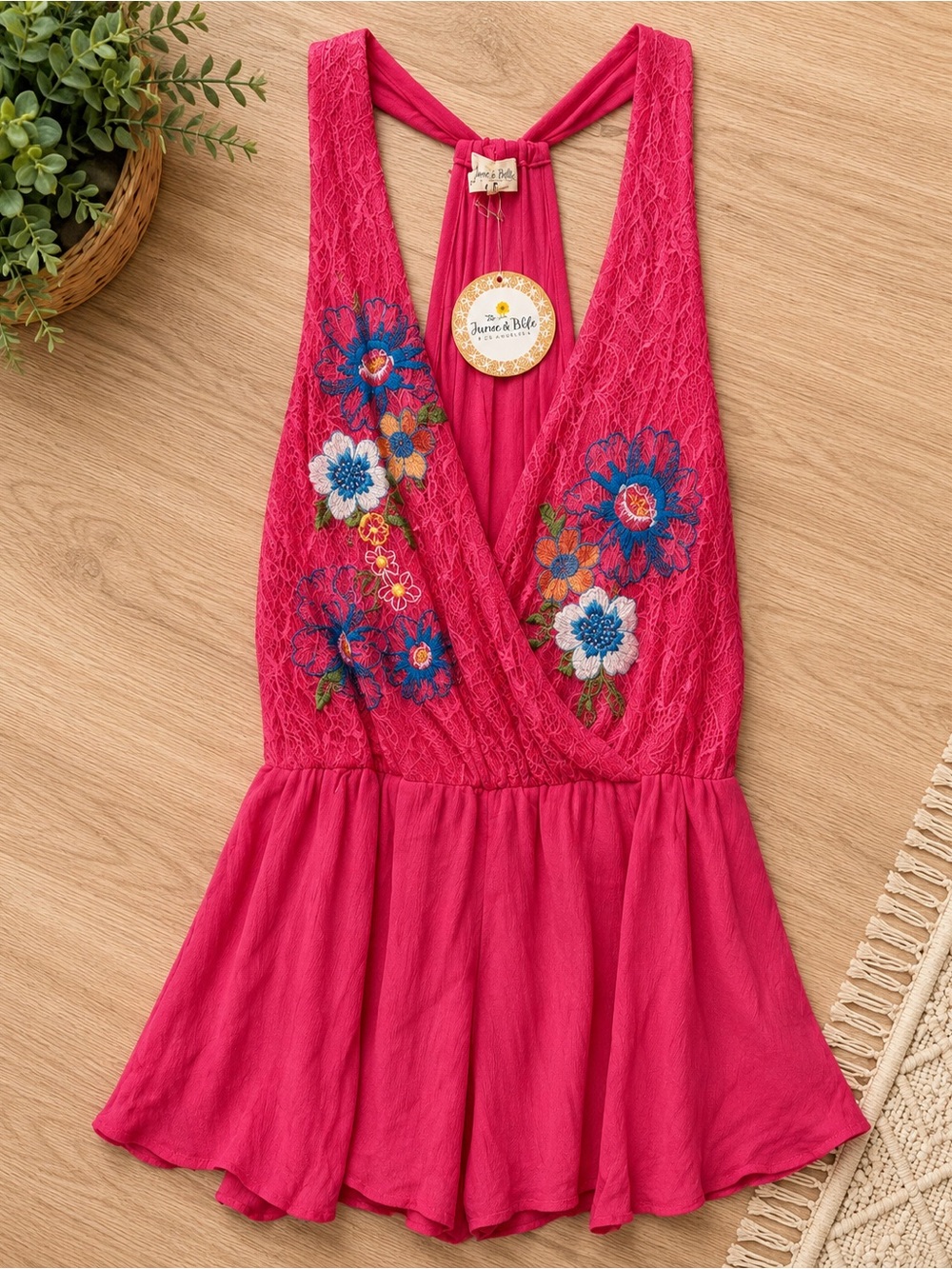 Women’s Entro Fuchsia Embroidered Lace One-Piece Romper XL NWT